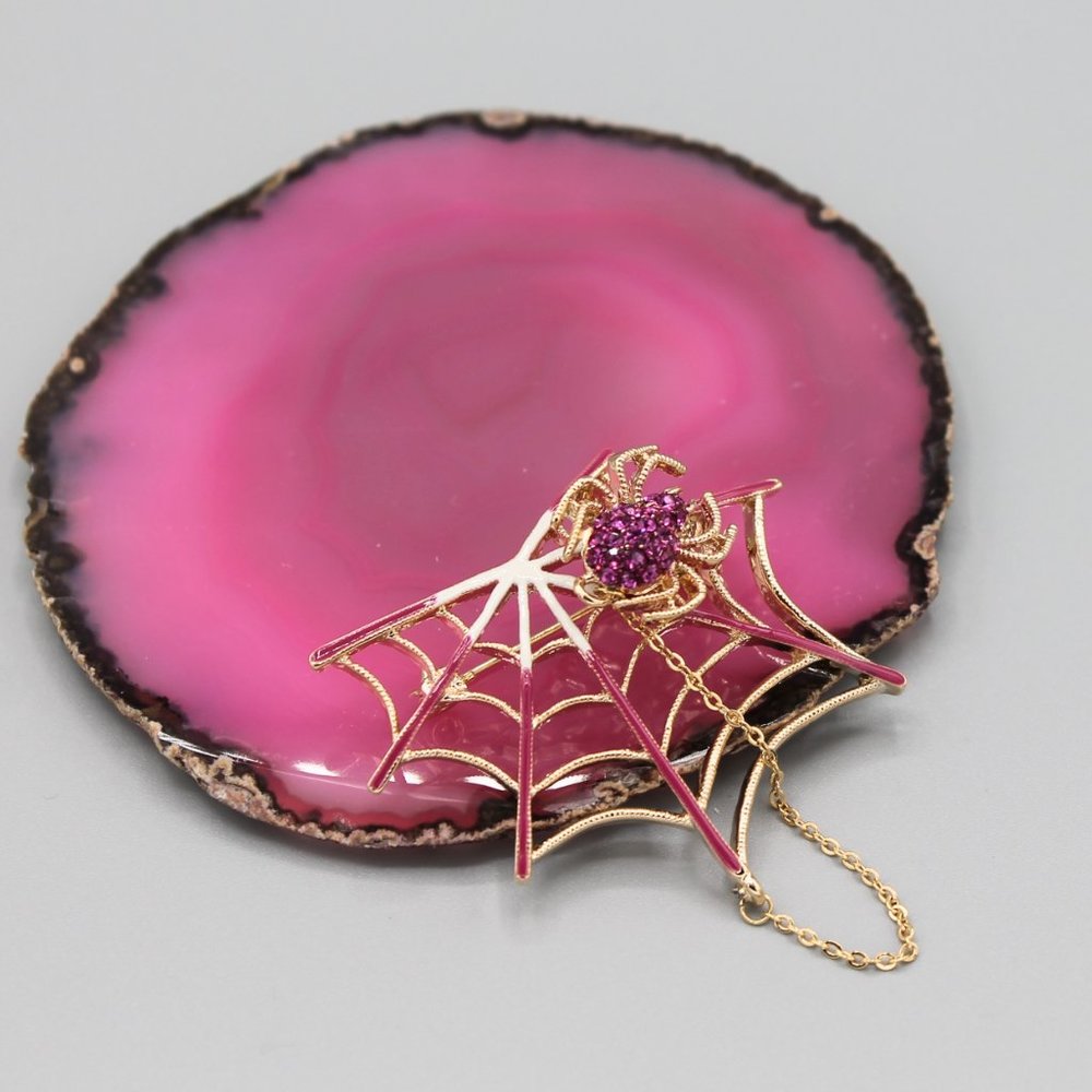 Pink & gold tone spider spiderweb pin brooch - Picture 4 of 8
